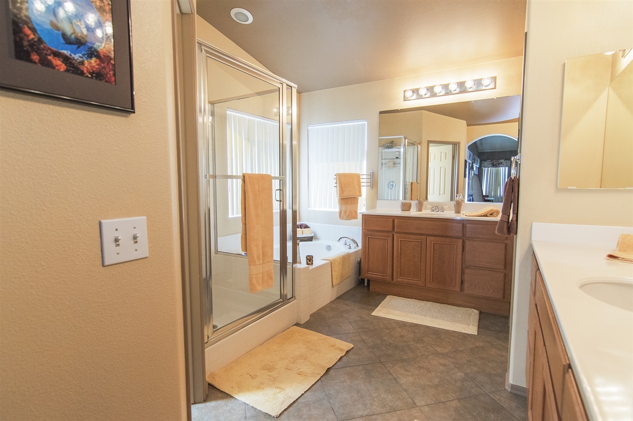 9391 Michelle Court Spring Valley, CA 91977 - Photo 13 of 25 Gallery Image 13