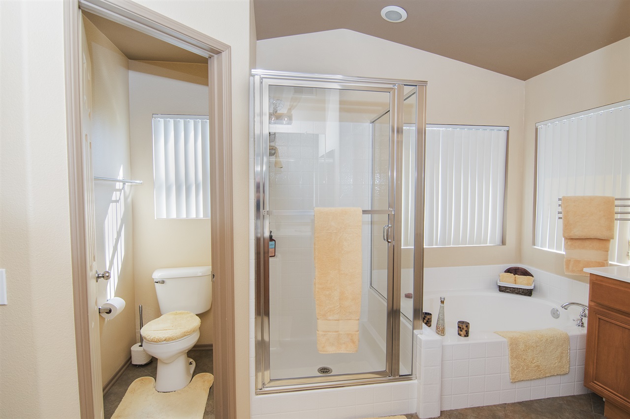 9391 Michelle Court Spring Valley, CA 91977 - Photo 14 of 25 Gallery Image 14