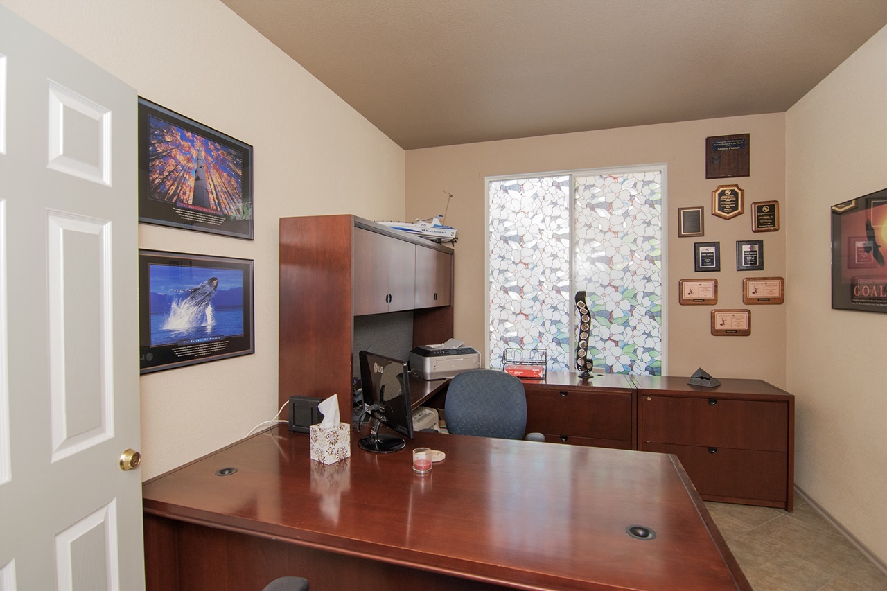 9391 Michelle Court Spring Valley, CA 91977 - Photo 21 of 25 Gallery Image 21