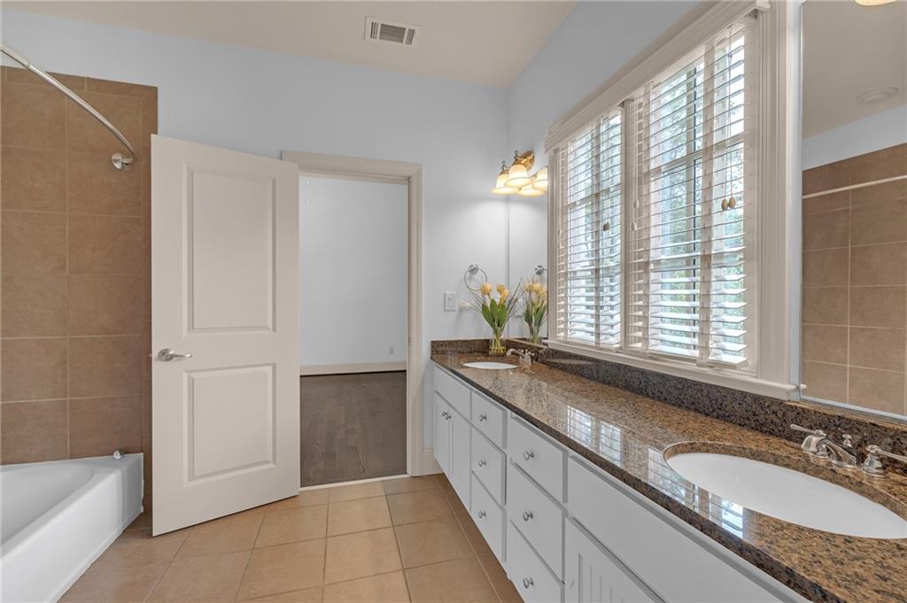 2248 Oakawana Road Northeast Atlanta, GA 30345 - Photo 38 of 72