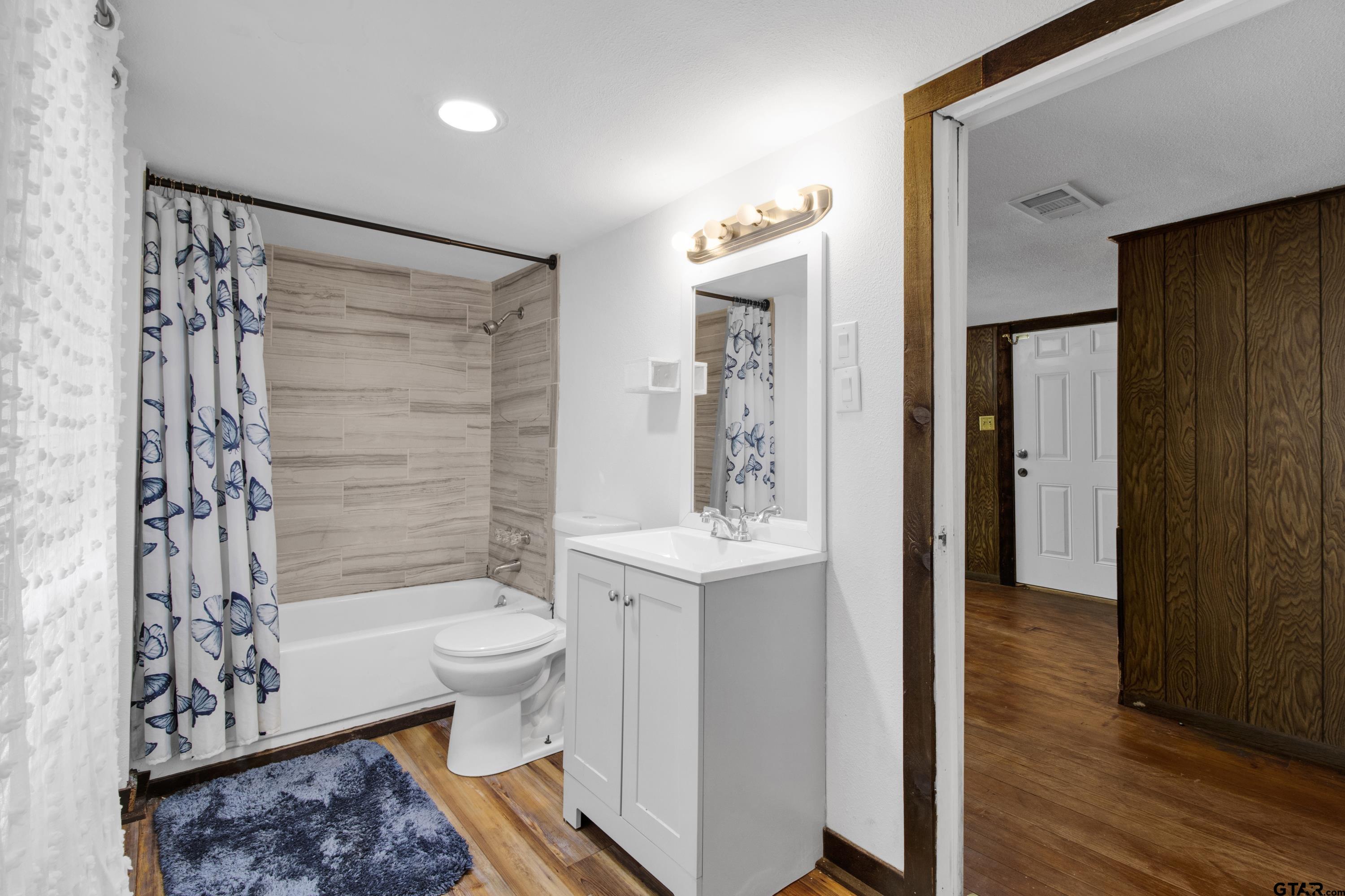 1003 Premier Longview, TX 75604 - Photo 20 of 26 Gallery Image 20