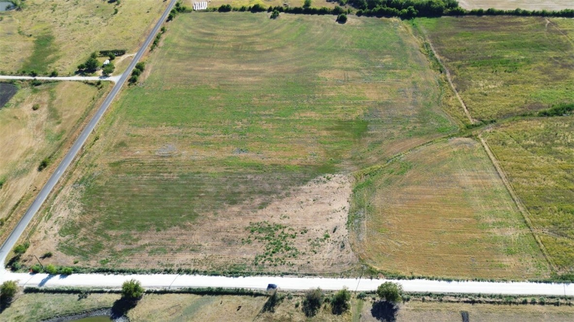 769 Fm 1240 Highway Riesel, TX 76682 - Photo 17 of 21