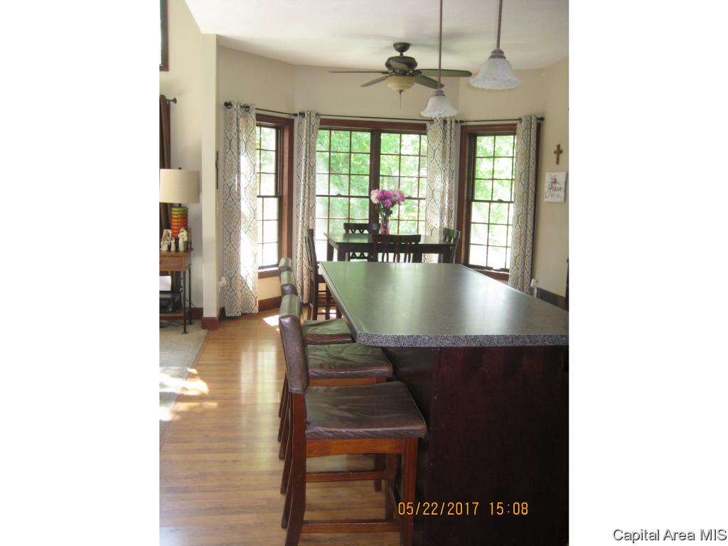 2405 Sloe Road Springfield, IL 62707 - Photo 3 of 27