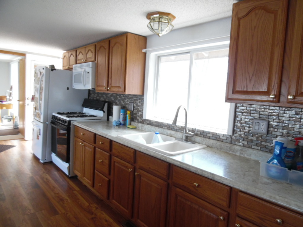 14807 Vans Road Fulton, IL 61252 - Photo 3 of 12