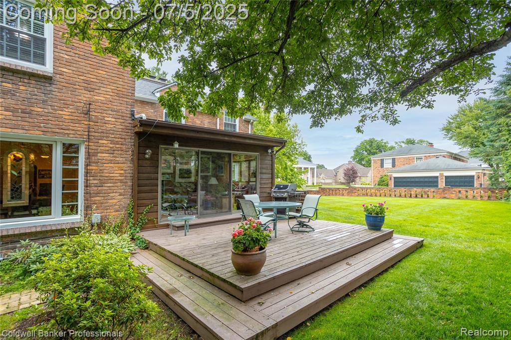 17 Colonial Road Grosse Pointe Shores, MI 48236 - Photo 43 of 50 Gallery Image 43