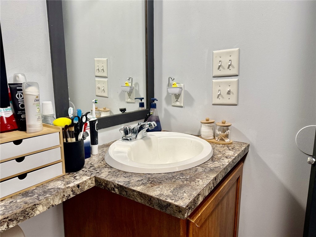 3189 Broadway Road, Unit 8 Alexander, NY 14005 - Photo 11 of 13