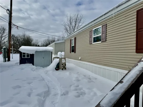$38,500 | 3189 Broadway Road, Unit 8, Alexander, NY 14005