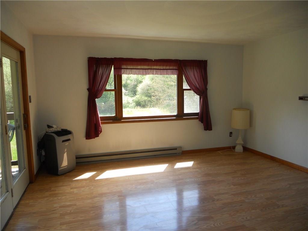 2731 Starford Road Commodore, PA 15729 - Photo 3 of 17