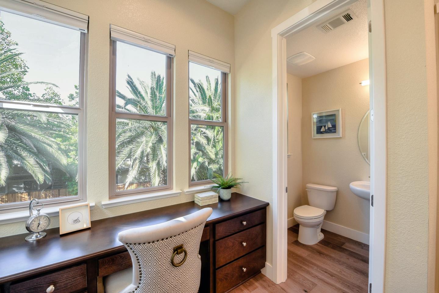 308 Cherokee Loop Mountain View, CA 94043 - Photo 19 of 42 Gallery Image 19