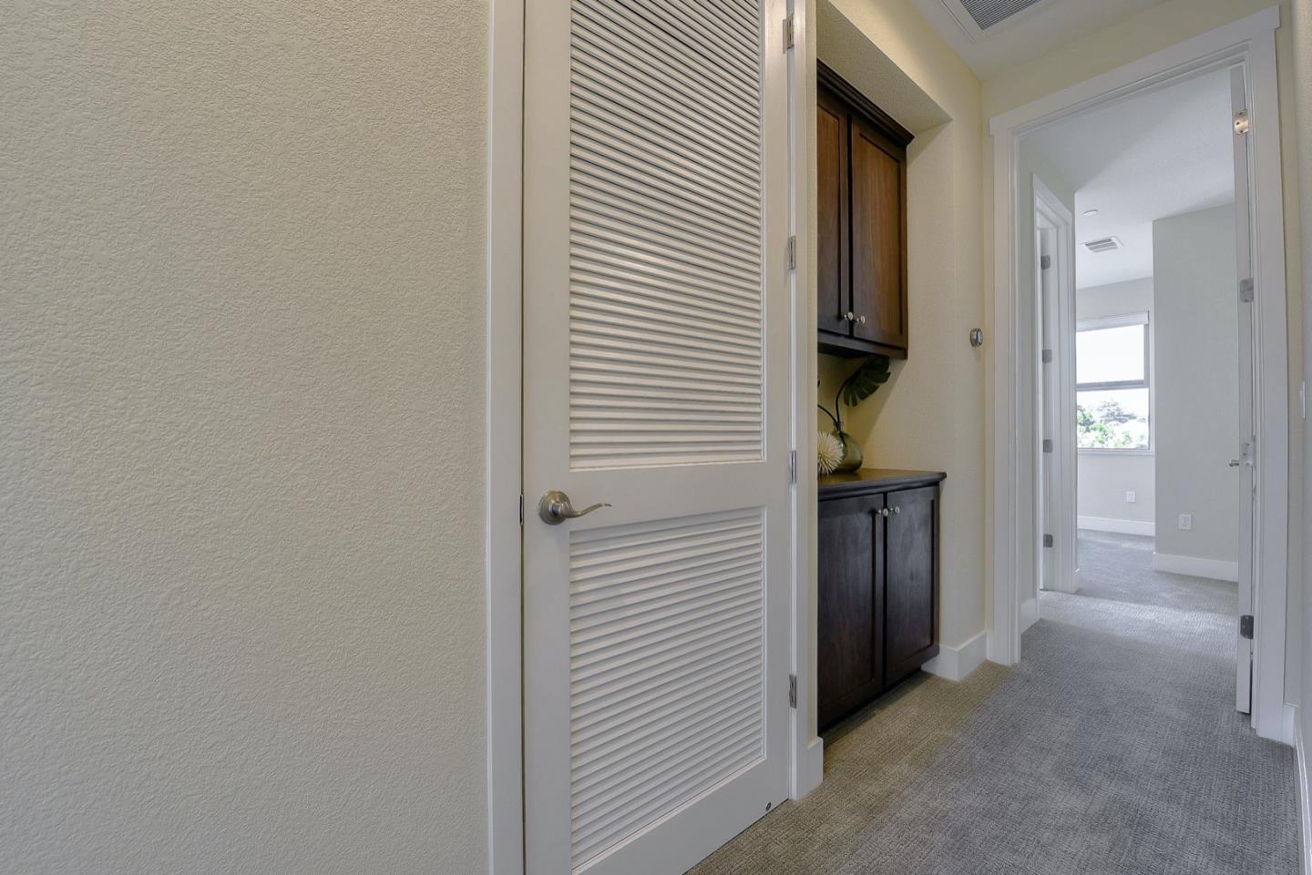 308 Cherokee Loop Mountain View, CA 94043 - Photo 31 of 42 Gallery Image 31