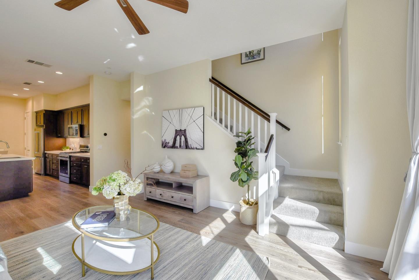 308 Cherokee Loop Mountain View, CA 94043 - Photo 8 of 42 Gallery Image 8