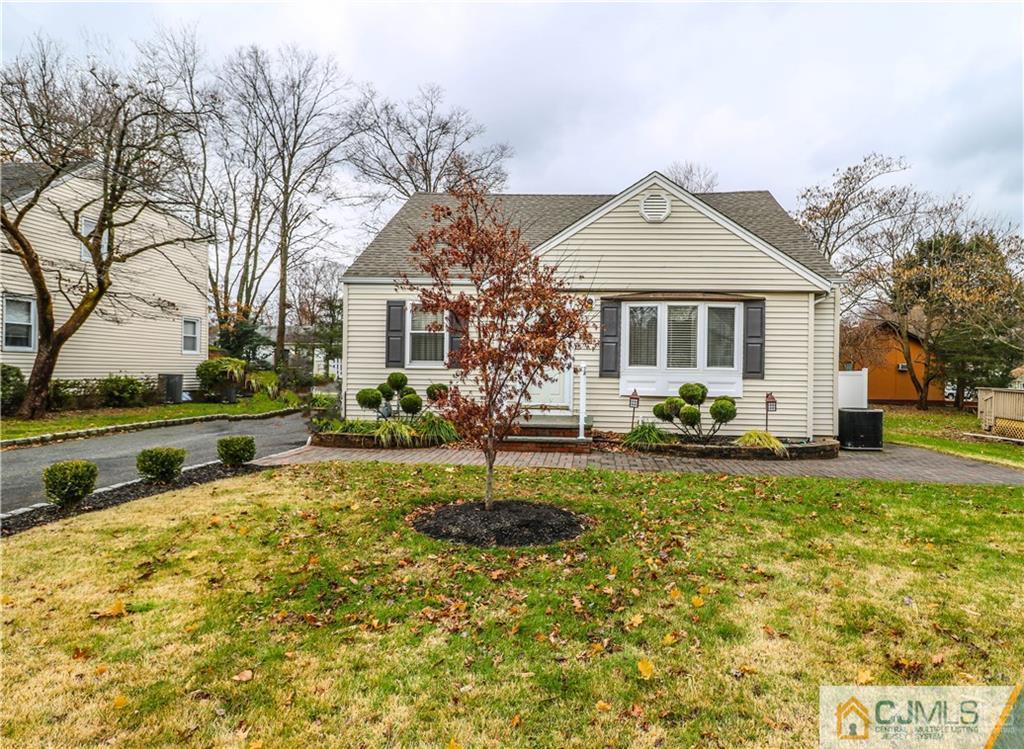 19 Rolling Road Middlesex, NJ 08846 - Photo 1 of 24 Gallery Image 1