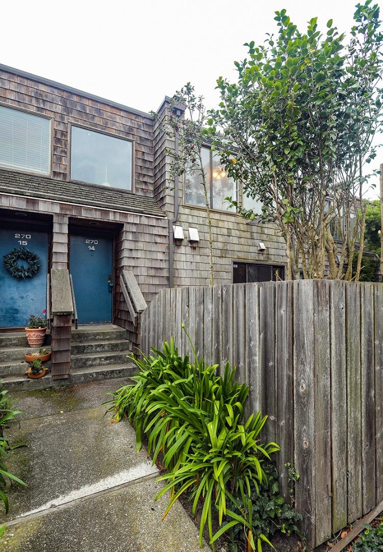 270 Beachview Avenue, Unit 14 Pacifica, CA 94044 - Photo 12 of 41 a view of a house with a garden