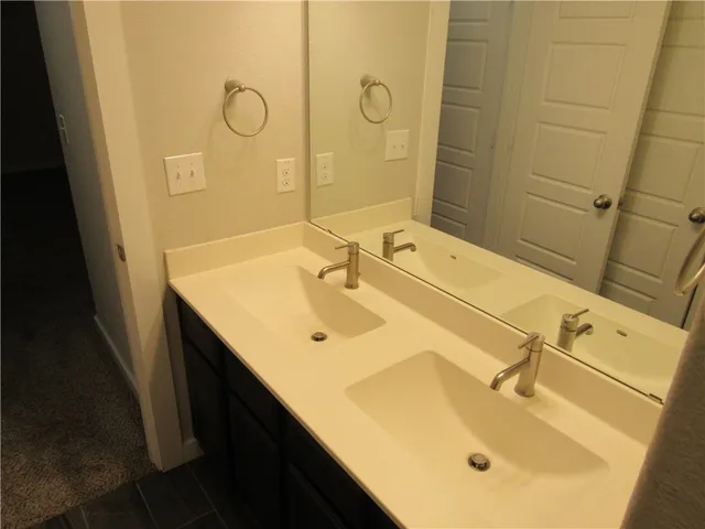 $1,625 | 102 Hidden Springs Drive, Bastrop, TX 78602