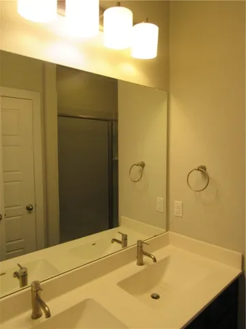 $1,625 | 102 Hidden Springs Drive, Bastrop, TX 78602