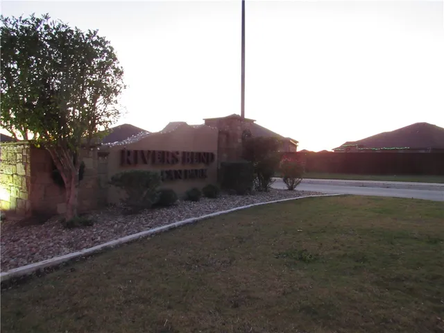 $1,625 | 102 Hidden Springs Drive, Bastrop, TX 78602