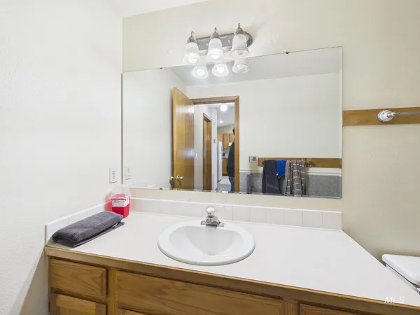 $249,000 | 804 East Main Street, Unit 4 4, Emmett, ID 83617