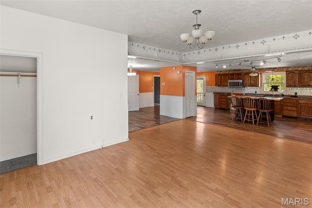 402 West Hetherington Street Cutler, IL 62238 - Photo 11 of 46