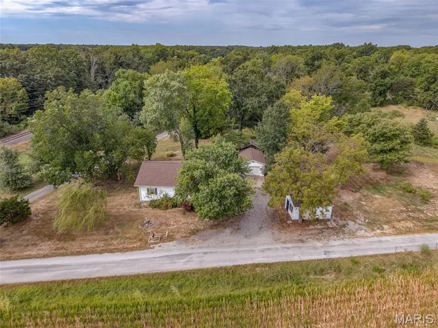 $115,000 | 402 West Hetherington Street, Cutler, IL 62238