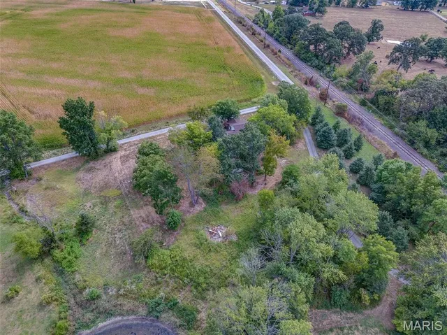 $115,000 | 402 West Hetherington Street, Cutler, IL 62238