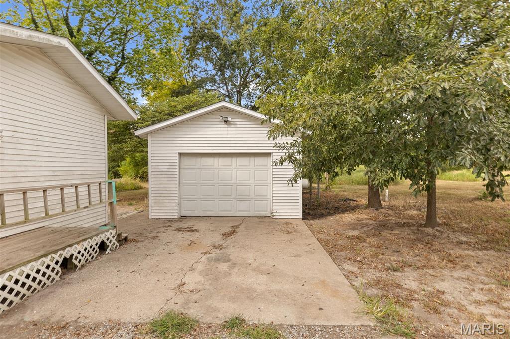 402 West Hetherington Street Cutler, IL 62238 - Photo 7 of 46