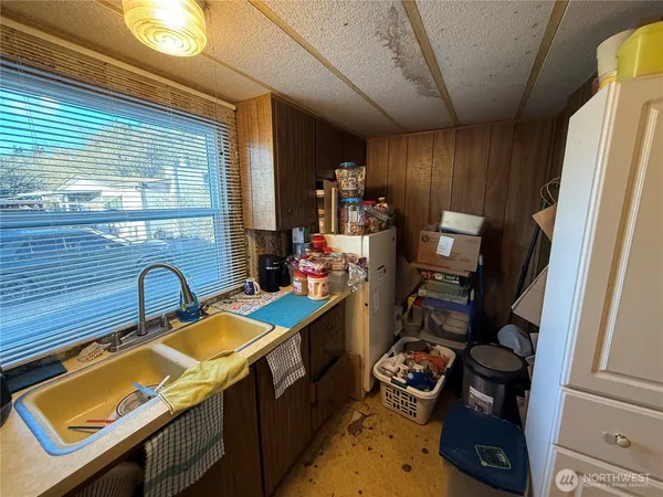 a room with musical instruments