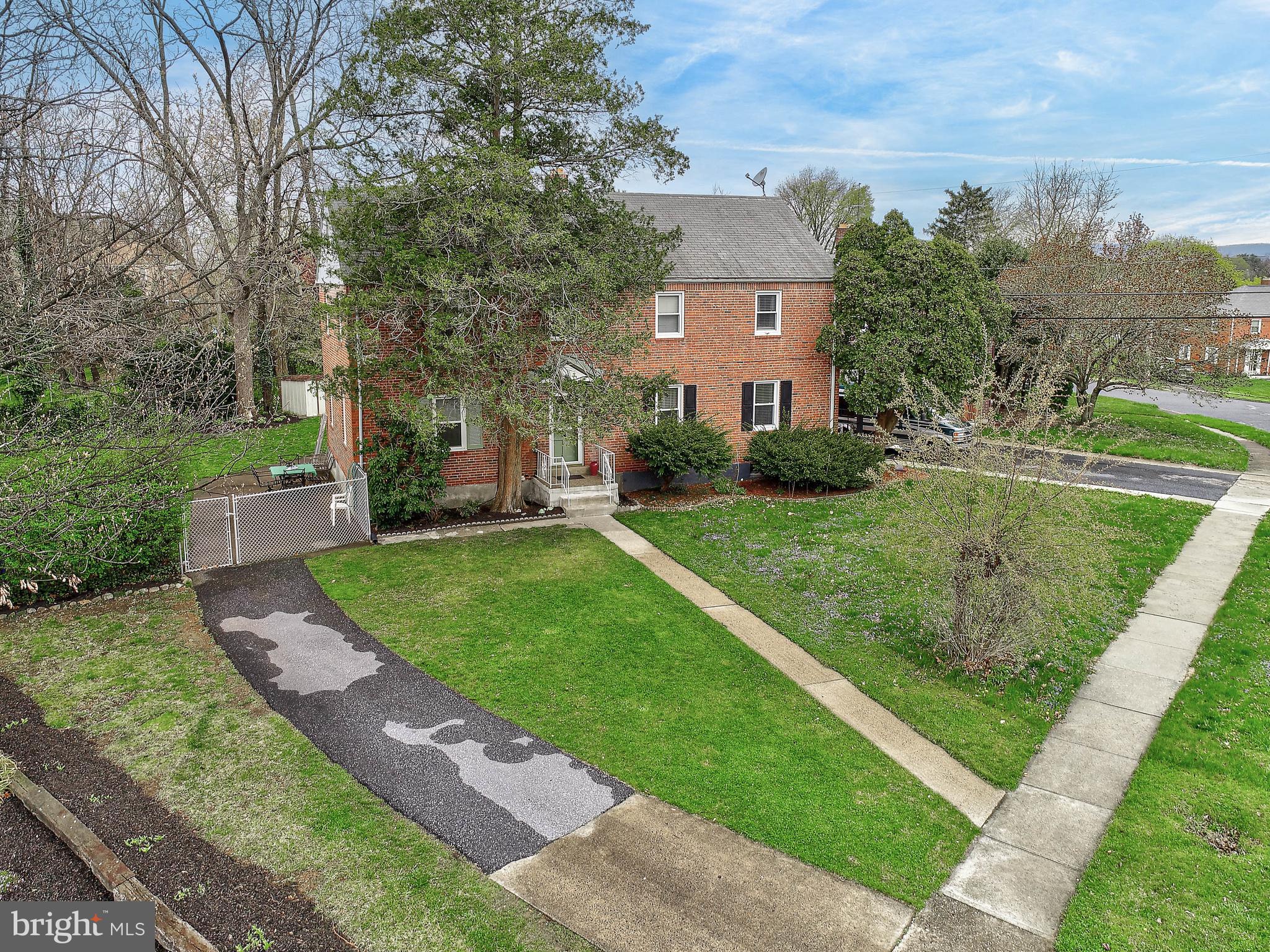310 Wyatt Road Harrisburg, PA 17104 - Photo 18 of 27 Front Yard
