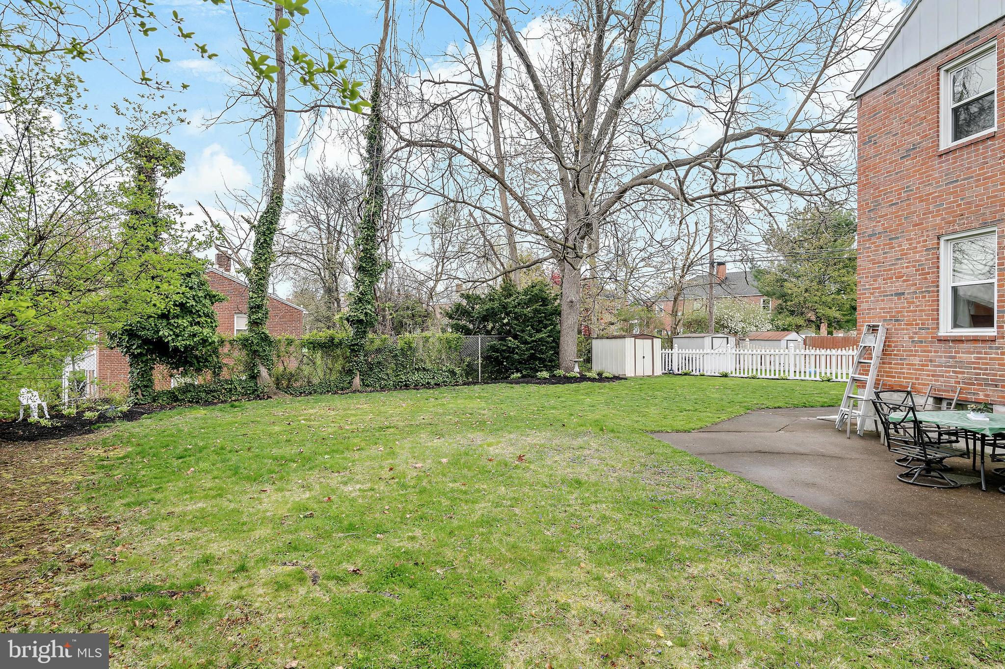 310 Wyatt Road Harrisburg, PA 17104 - Photo 22 of 27 Side Yard