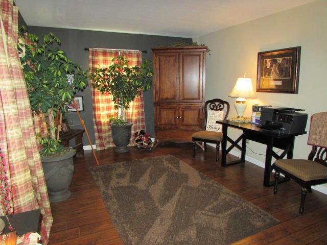 4750 Spring Hill Road Southeast Newark, OH 43056 - Photo 5 of 28