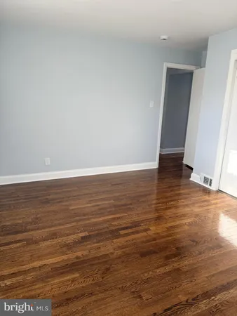 $2,700 | 323 St James Avenue, Cherry Hill, NJ 08002