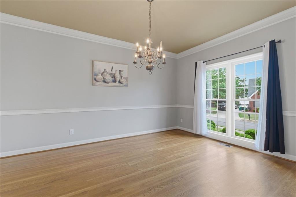 253 Chestnut Lake Way Southwest Lilburn, GA 30047 - Photo 6 of 38