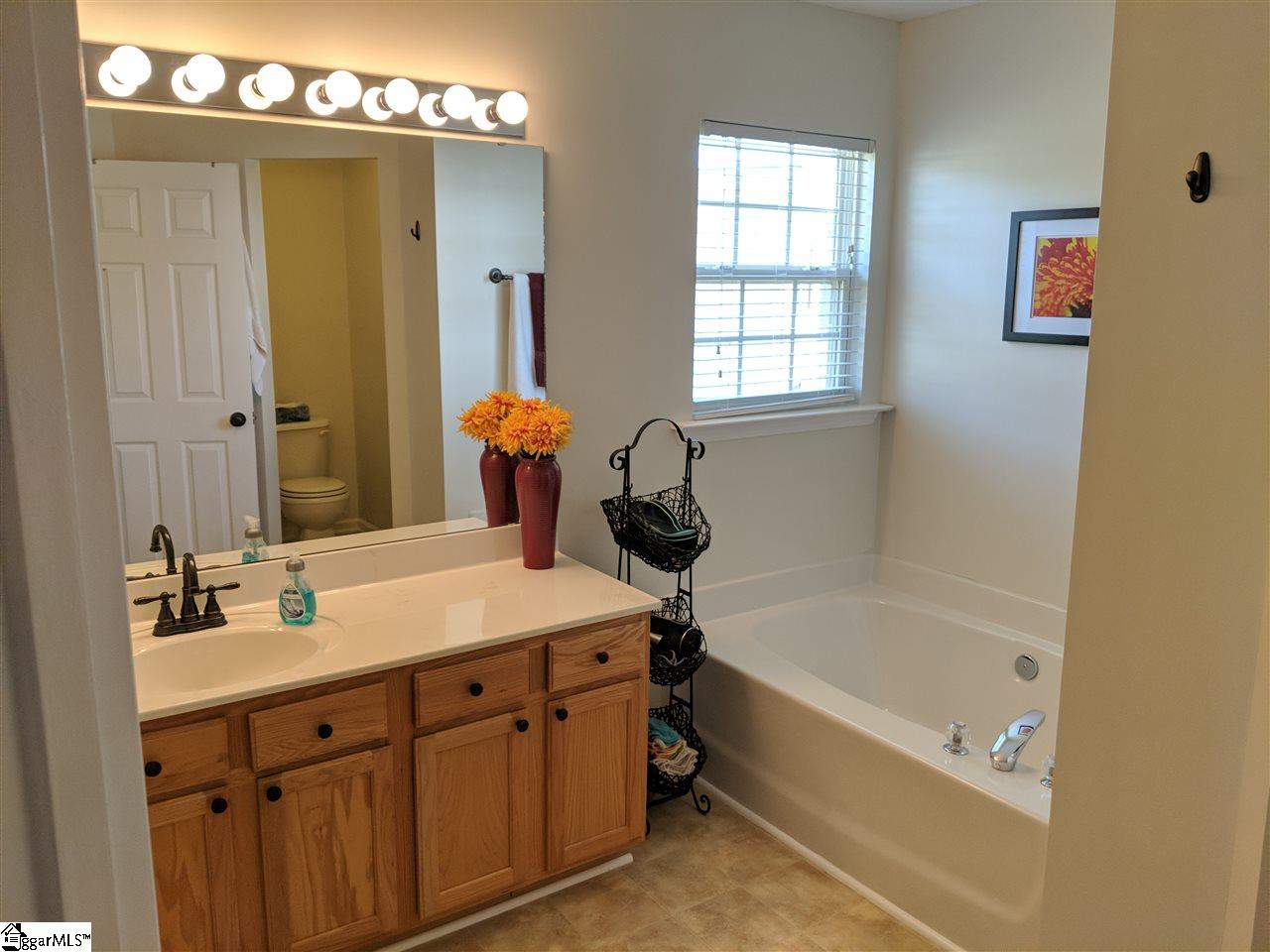 115 Condor Place Boiling Springs, SC 29316 - Photo 12 of 25 Gallery Image 12