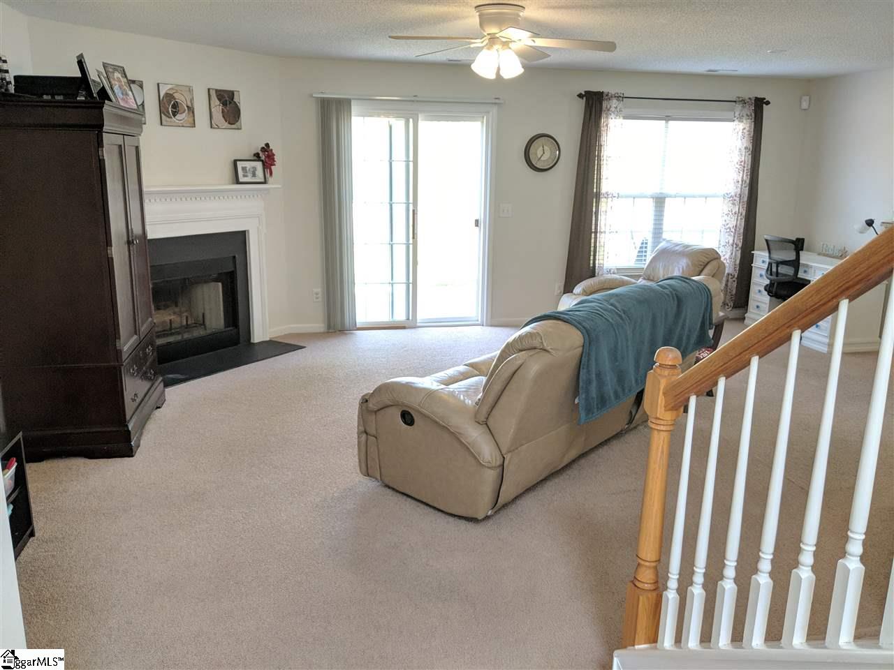 115 Condor Place Boiling Springs, SC 29316 - Photo 4 of 25 Gallery Image 4