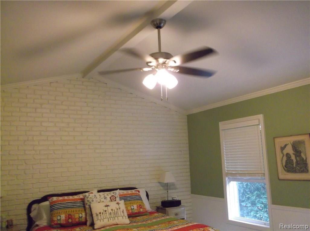 616 Washington Road Grosse Pointe, MI 48230 - Photo 15 of 25 DSCF4181.JPG