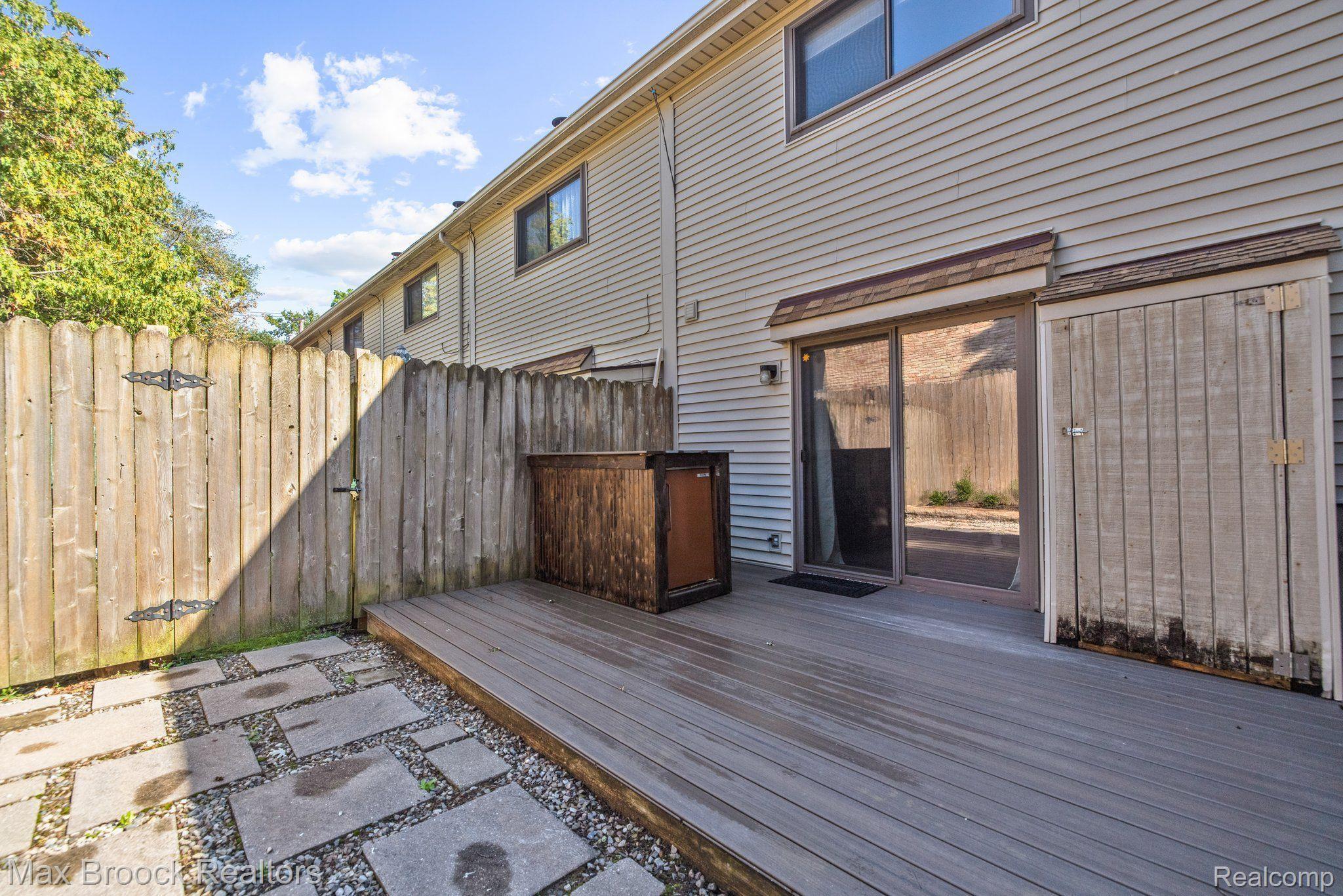 1472 West Webster Road Royal Oak, MI 48073 - Photo 19 of 23 Gallery Image 19