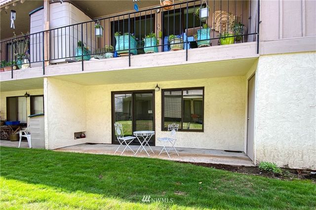 $320,000 | 15705 Northeast 18th Street, Unit 2G, Bellevue, WA 98008