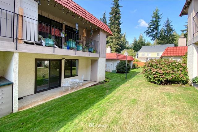 $320,000 | 15705 Northeast 18th Street, Unit 2G, Bellevue, WA 98008