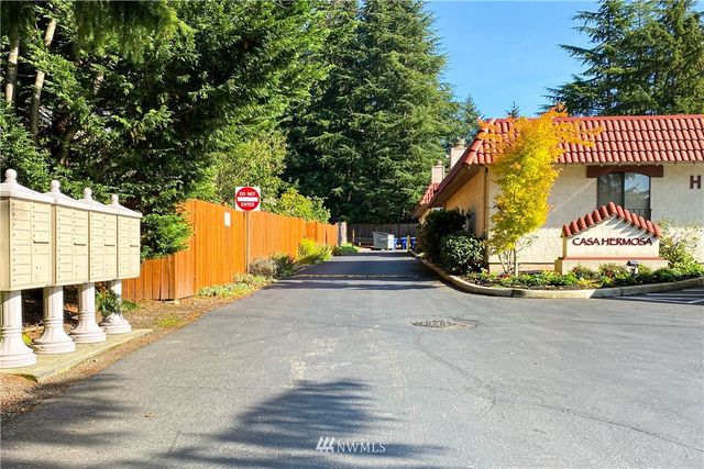 $320,000 | 15705 Northeast 18th Street, Unit 2G, Bellevue, WA 98008