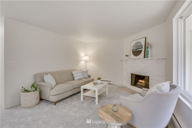 $320,000 | 15705 Northeast 18th Street, Unit 2G, Bellevue, WA 98008