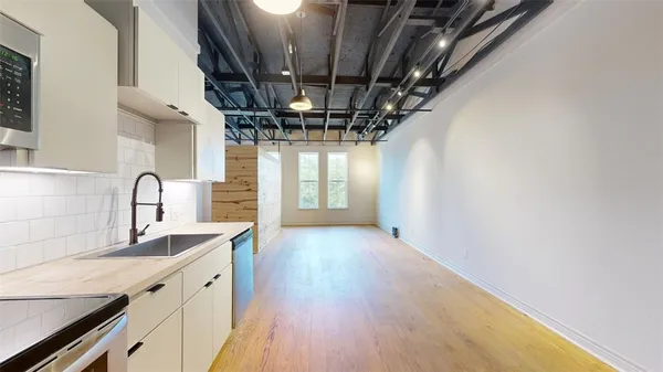 $1,275 | 305 West 27th Street, Unit 333, Bryan, TX 77803