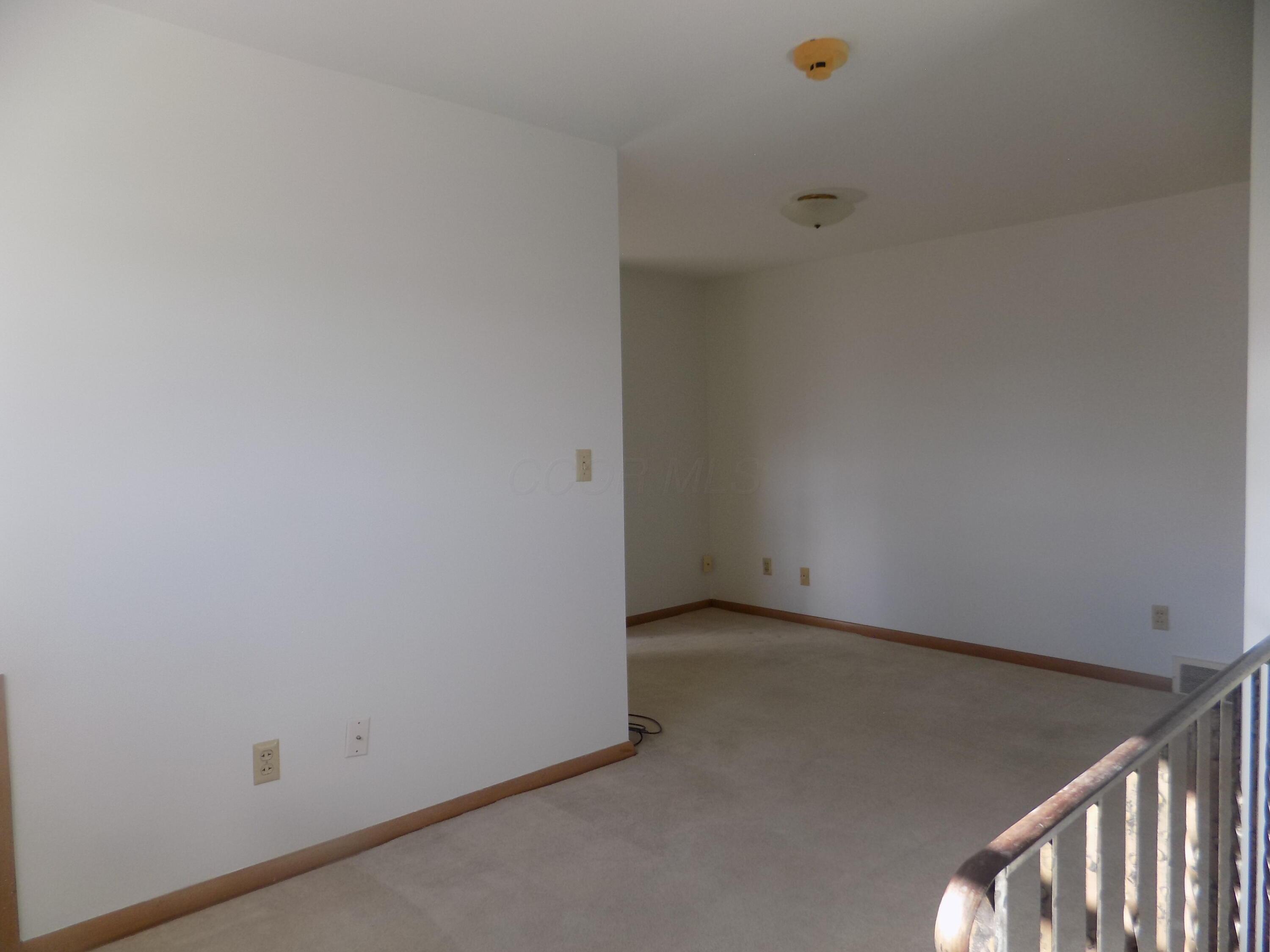 1743 Ardleigh Road Columbus, OH 43221 - Photo 16 of 29 Wonderful usable space for family or guests.
