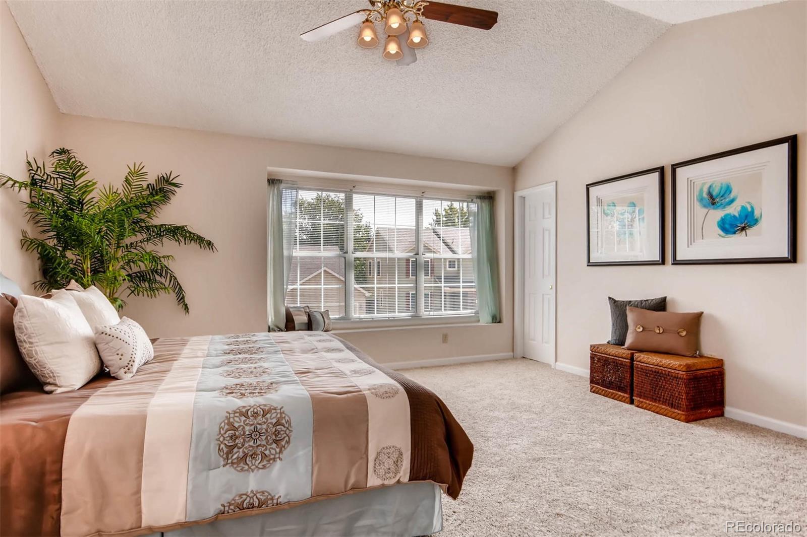 9800 Foxhill Circle Highlands Ranch, CO 80129 - Photo 15 of 26