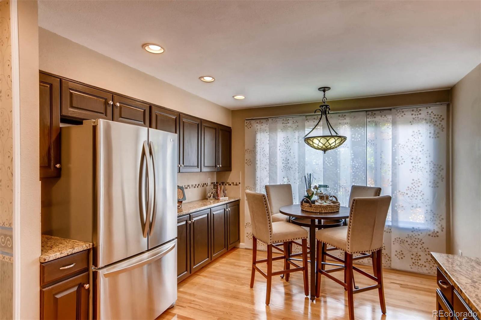 9800 Foxhill Circle Highlands Ranch, CO 80129 - Photo 9 of 26