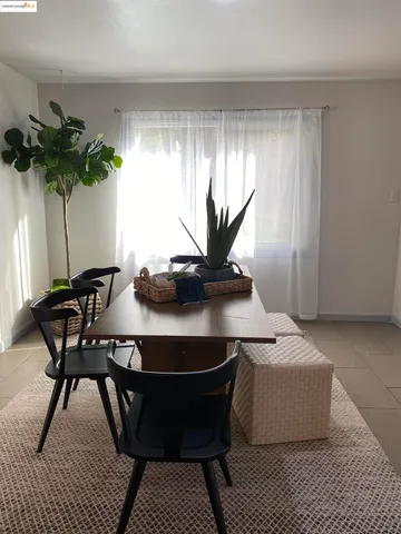 $769,000 | 8454 Ney Avenue, Oakland, CA 94605