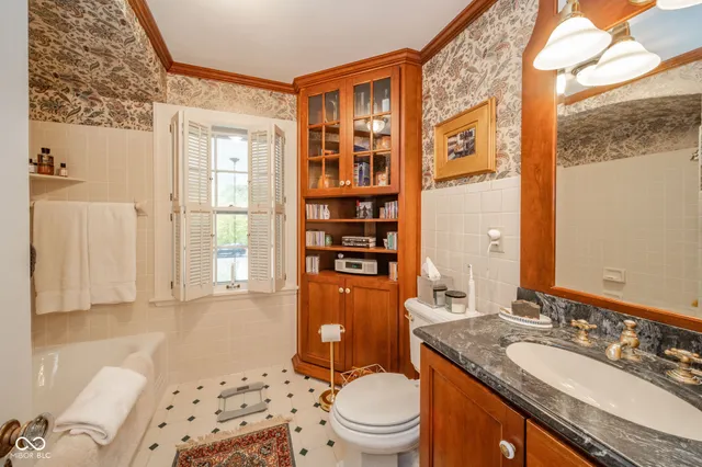 $385,000 | 807 Forest Drive, Anderson, IN 46011