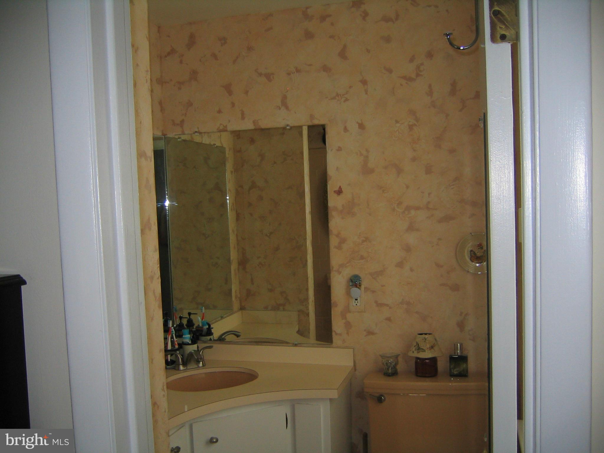 3828 Gallows Road Annandale, VA 22003 - Photo 14 of 22 Bath - Main