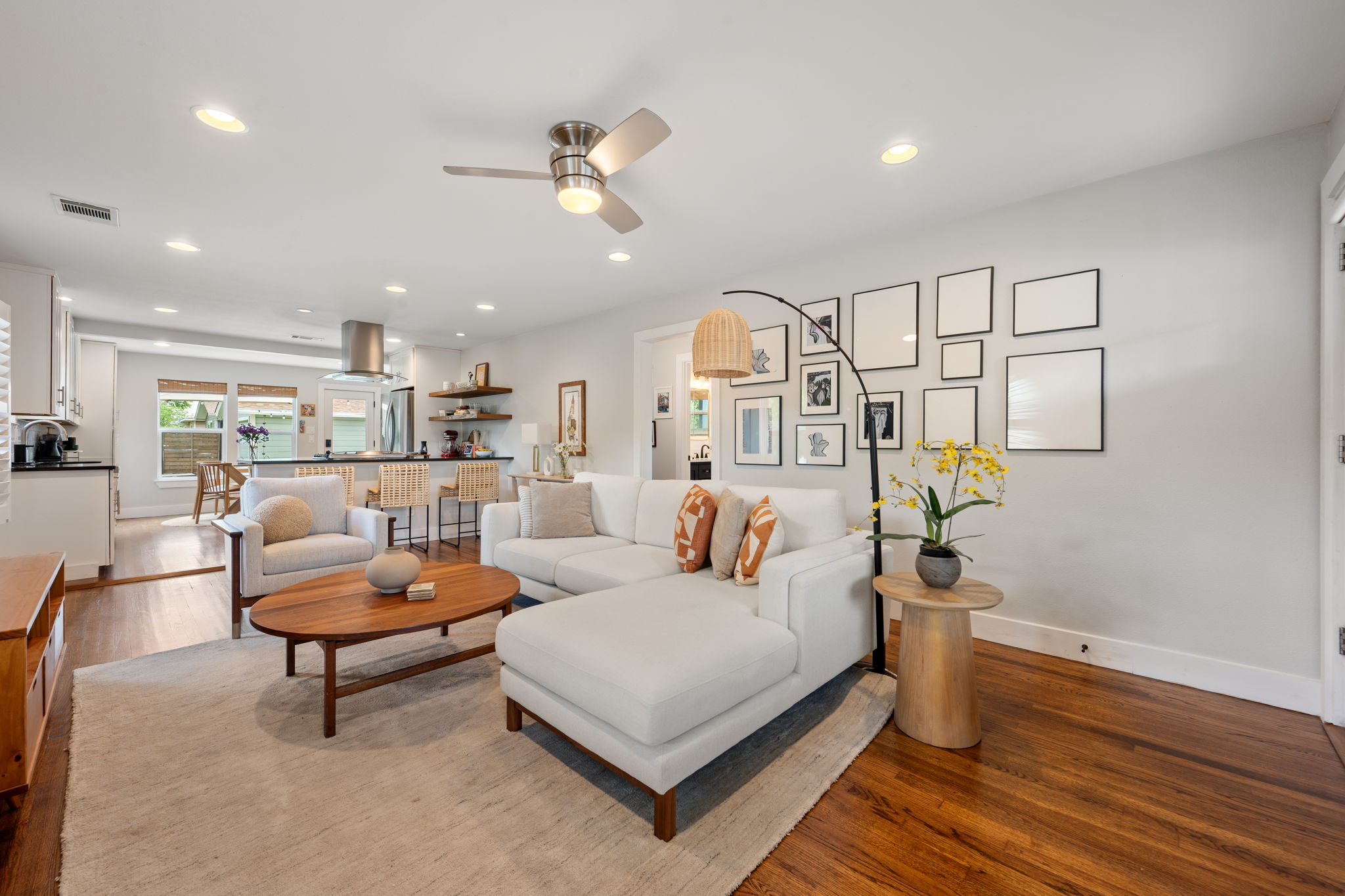 1214 Stobaugh Street Austin, TX 78757 - Photo 3 of 15