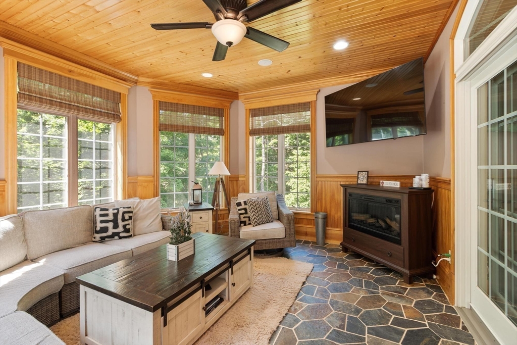 24 Mill Road Wilmington, MA 01887 - Photo 13 of 42