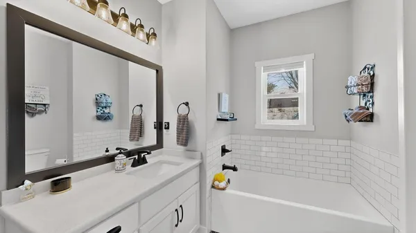 $529,900 | 1013 Eagle Vista Lane, Lake City, MN 55041