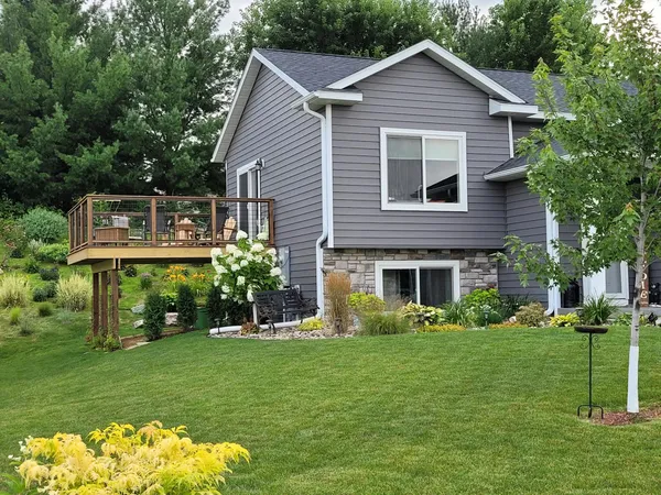 $529,900 | 1013 Eagle Vista Lane, Lake City, MN 55041